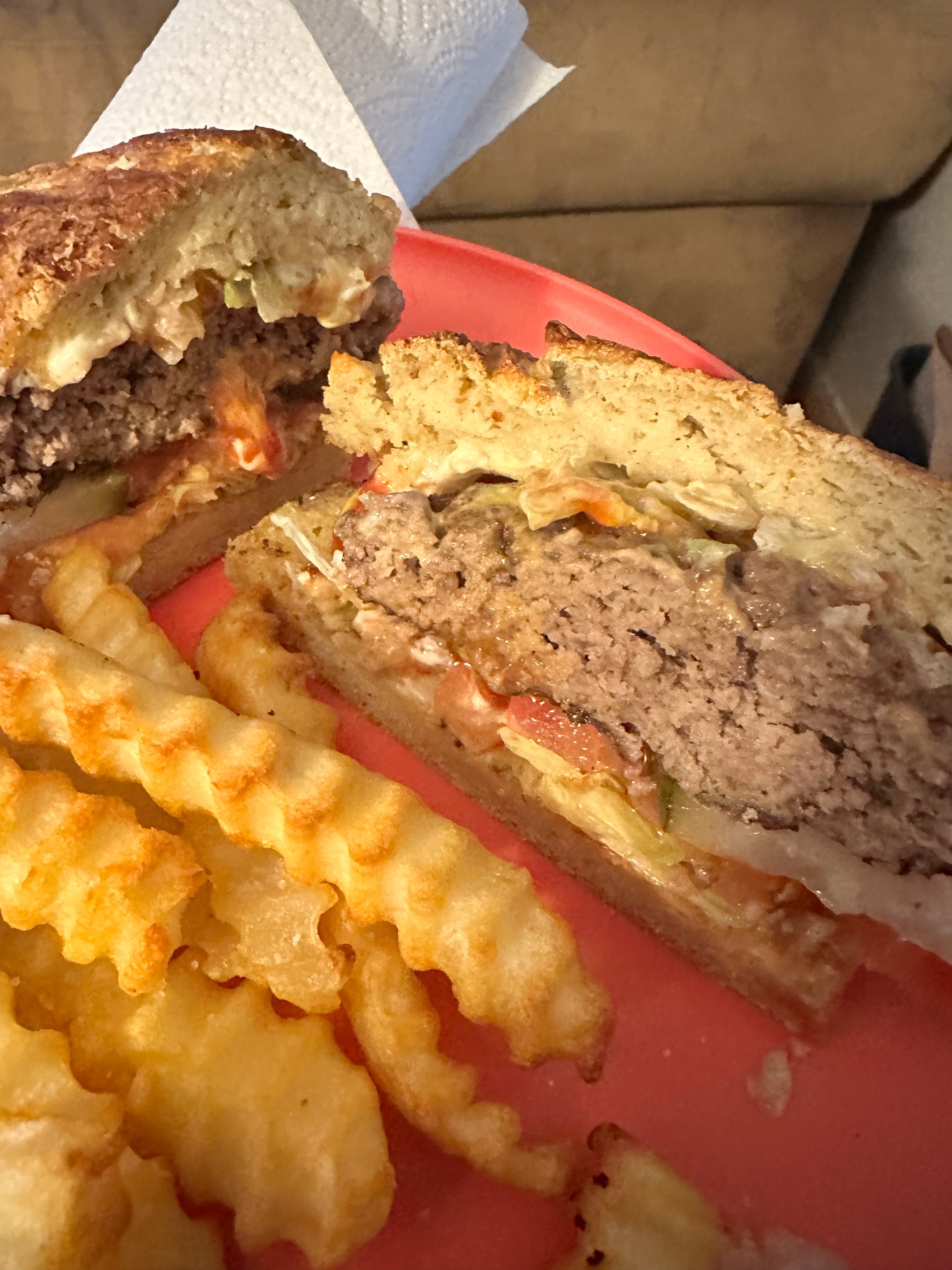 Gluten Free Hamburger Bun vs. The Hamburger....Who won?